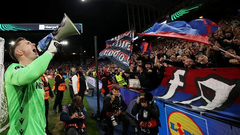 Dean Henderson